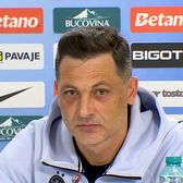 „În primul rând, el suferă!”  Mirel Rădoi, după decizia CCR în   „războiul” Steaua - FCSB:  „Să nu mă pună cineva să aduc și banii”