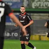 „Liga 1 nu e cum spune lumea”  Prima impresie a lui   George Pușcaș  după debutul la Dinamo: „Strâng din dinți și fac ce pot”