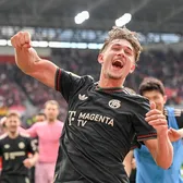 „Clasă mondială”    Jucătorul de origine română al lui Bayern,  unicul cu nota maximă după primele sale goluri. Ce a spus șvabul bănățean