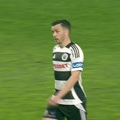 Tensiuni la U Cluj    FOTO:  Dan Nistor a mers   direct la vestiare  după ce a fost schimbat înainte de pauză » Reacția lui Bergodi