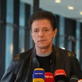 „Interesul naționalei, mai presus decât propria viață”     Gică Popescu,   plin de recunoștință față de Mircea Lucescu