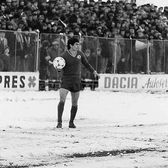 Omagiu de la Hunedoara  Corvinul, mesaj emoționant în ziua în care   Mircea Lucescu  a fost înmormântat: „Amprenta lui creştea proporţional cu zâmbetele”