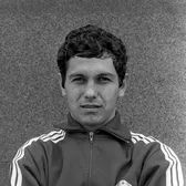 Primii bani câștigați din fotbal de Mircea Lucescu    50 de lei  și începutul unei povești care avea să schimbe fotbalul românesc