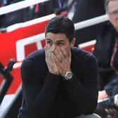 Departajare incredibilă în Premier League    Arsenal a pierdut,  lupta la titlu cu City devine incendiară + Huiduieli pe Emirates: „Ca un pumn în față”