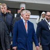 „La zile de naștere ești invitat, la înmormântări mergi singur”    Rinat Ahmetov,  declarații după deplasarea la București, pentru a-și lua adio de la Lucescu