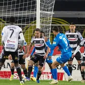 LIVE    U Cluj - U Craiova,    derby în lupta pentru titlu » Apărarea oltenilor făcută șah-mat