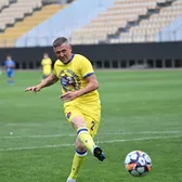 Închisoare cu suspendare    Fost internațional român,   condamnat după ce a fost prins de două ori la volan fără permis. Mai este acuzat pentru un accident rutier