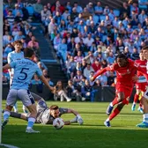 Radu a luat 6 goluri de la Freiburg   Europa League »    Celta, echipa portarului român,  dezastru și în returul cu nemții