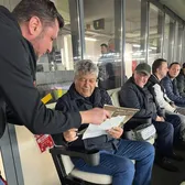 Comemorat pe „Arcul de Triumf”  Scaunul pe care   Mircea Lucescu  obișnuia să stea va rămâne gol, în memoria fostului selecționer + Ce alte inițiative au fost anunțate