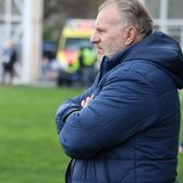 „Stare de amețeală”  Selecționerul naționalei de fotbal feminin a României   s-a simțit rău  și nu stă pe bancă la meciul cu Cipru