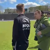 „Nu știi cu cine te pui”  Mama unui jucător a amenințat arbitrii:   „Vrei să nu mai arbitrezi  în viața ta?” + Bătaie generală între părinți