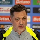 Mirel Rădoi, analiză intensă     Cum a pregătit  tehnicianul de la FCSB partida cu Farul: „Ne-am uitat la ce a făcut Flavius Stoican”