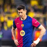 „Poartă-te ca un bărbat!”     Robert Lewandowski,  avertizat de un fost mare jucător: „Permiți să fii tratat astfel la Barcelona?”