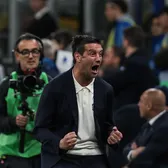 Chivu a cucerit Milano    VIDEO:  Tehnicianul lui Inter i-a   impresionat  pe italieni cu pasiunea și reacțiile de pe marginea terenului