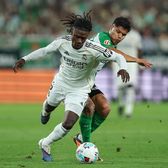 Pierd teren în La Liga   Real Madrid, egalată în prelungiri și e tot mai departe de Barcelona »   Mbappe a ieșit accidentat