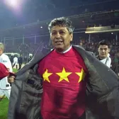 „Nu te vom uita niciodată, Luce”  Mesajul   emoționant  transmis de Galatasaray, la 24 de ani de la titlul câștigat cu Lucescu pe bancă