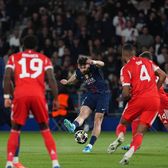  PSF, 100% eficiență   Un meci de atac perfect al campioanei Europei în fața lui Bayern.   „Știu de câte goluri avem nevoie  să ne calificăm!”