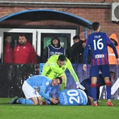 Ajutor de la FCSB  Fotbalistul accidentat grav,   așteptat la baza campioanei:  „Doar de la ei nu putem să primim”
