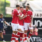 Dramă pentru Wrexham  Cum a ratat echipa actorilor Ryan Reynolds și Rob McElhenney   barajul pentru Premier League  + Formația lui Ed Sheeran a promovat