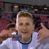 „Sună-mă!”    FOTO.  Modul în care a sărbătorit după gol l-a făcut faimos la nivel mondial.   Momentul s-a viralizat