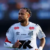 Scandal la Santos  Neymar l-ar fi pălmuit pe fiul lui Robinho » Starul brazilian   s-a enervat că juniorul l-a driblat