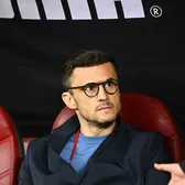 „Suporterii au uitat”  Nicolescu le-a răspuns fanilor și a explicat de ce   Dinamo a fost forțată să schimbe sigla!  Ce probleme erau cu cea veche