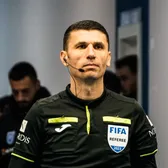 Bârsan vrea să fie președinte  Unul dintre cei mai experimentați arbitri din Liga 1   și-a depus astăzi candidatura.  S-ar putea duela cu rivalul lui Răzvan Burleanu