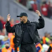 „E ridicol!”  Vincent Kompany, furios după   penalty-ul neacordat în meciul cu PSG:  „Prea multe lucruri împotriva noastră”