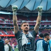Radu, peste Oblak și Courtois  Portarul naționalei, cel mai bun sezon al carierei:   „Tipul ăla nebun care vede lumea cu susul în jos”