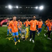 Coelho, primul trofeu în România    Ce a declarat  antrenorul Craiovei, după finala Cupei: „Sunt norocos că pot lucra cu acești băieți”