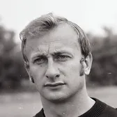 A murit Marin Andrei     Primul român  care a jucat la Steaua, Dinamo și Rapid s-a stins din viață la 85 de ani