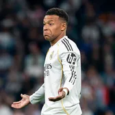 Haos pe „Bernabeu”    VIDEO.  Fanii lui Real Madrid   nu i-au iertat pe jucători.  Mbappe a fost fluierat! + Contre cu Arbeloa: „Mi-a zis că sunt al patrulea atacant”