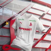 Ultrașii lui Dinamo, întâlnire cu oficialii  Ce se va întâmpla cu sigla. Peluza Sud: „Ne menținem poziția. Nu intrăm în stadion!” »   Ce vor suporterii