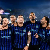 „S-au întâlnit să discute”  Unul dintre liderii lui Chivu la Inter ar putea ajunge la   marea rivală  a echipei favorite