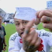 Neymar și-a ieșit din minți    FOTO.  Moment incredibil: starul brazilian a făcut o criză de nervi după ce   a fost scos din greșeală de pe teren