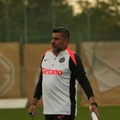 Implicat în coșmarul PSG - Steaua 5-0  Marius Baciu,   noul antrenor al FCSB, bănuit:  „A fost ciudat că în minutul 2 a făcut penalty”. Francezii vorbesc de un vraci!