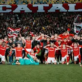 Au bătut palma  Dinamo s-a înțeles cu unul dintre cele mai   importante  brand-uri din România! Ce prevede contractul