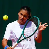 Răducanu, contra curentului  Emma a refuzat protestul la Roland Garros: „De ce nu aș vrea să vorbesc cu voi mai mult de 15 minute?”. A vorbit 11😄