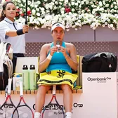 Ghinion pentru Gabriela Ruse    VIDEO.   Românca   a abandonat  în primul tur de la Roland Garros