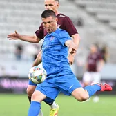 UEFAntasticii, meci aniversar   Cum arată protagoniștii „sfertului” european Steaua - Rapid,   la 20 de ani distanță:  imagini de colecție de pe stadionul Arcul de Triumf
