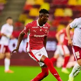 Boateng la FCSB?   Apropiatul fundașului plecat de la Dinamo îl contrazice pe Nicolescu:   „Sunt deschis să negociez”