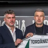 Legia lui Edi se dezintegrează  Ce decizie a luat   cel care  l-a adus pe Iordănescu  la echipa din Varșovia
