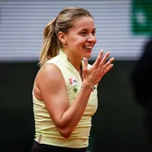 Surpriză Uriașă la Roland Garros  Jucătoarea de pe #114 WTA   s-a calificat în semifinale:  „Nici eu nu știu ce se întâmplă”