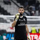 Emiliano Martinez, pe lista unui club imens  Campionul mondial ar putea ajunge într-un alt campionat puternic   după CM 2026