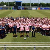 Găsește-l pe Kovacs!😂    FOTO.  Arbitrul român s-a pozat cu cei   170 de oficiali FIFA  de la CM 2026. Îl poți identifica?
