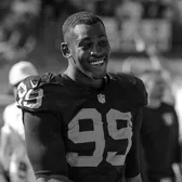 „Suntem devastați”   Fostul jucător din NFL   a murit  la doar 36 de  ani