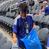 Japonezii au uimit SUA    FOTO.  Motivul neașteptat pentru care suporterii   au făcut curățenie pe stadion  după meciul cu Olanda