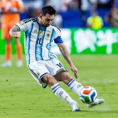 A sosit Regele Messi!    ANALIZĂ.  Starul Argentinei   a dirijat magistral  orchestra pusă în slujba sa de partiturile lui Scaloni. Zece observații