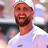 Sancționat dur de ATP    VIDEO.   Amendat după ce   a înjurat de 7 ori  într-un interviu » Suma e aproape egală cu premiul primit la Queen’s Club