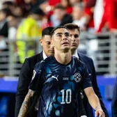 Almiron, reacție surprinzătoare  Ce a postat jucătorul din Paraguay, eliminat pentru că   și-a acoperit gura  în dialog cu un adversar
